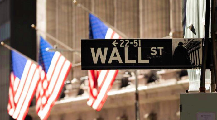 ΗΠΑ: Άνοδος στα futures της Wall Street με το βλέμμα στα κέρδη futures Wall Street