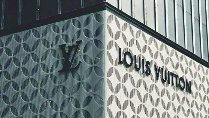 LVMH έσοδα