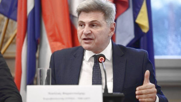 Νικόλας Φαραντούρης απαντά για την απόσπαση της συζύγου του στη ΜΕΑ απόσπαση συζύγου