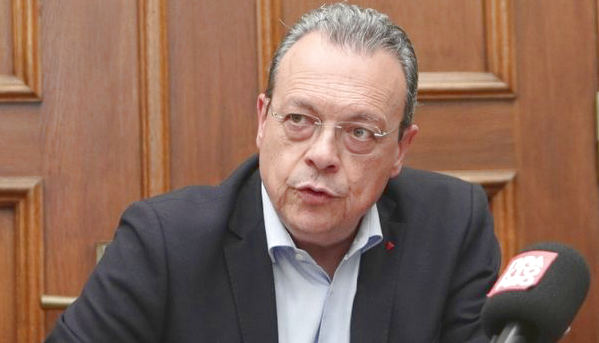 Φάμελλος καταγγέλλει κοινοβουλευτικό πραξικόπημα για υποκλοπές σκάνδαλο υποκλοπών