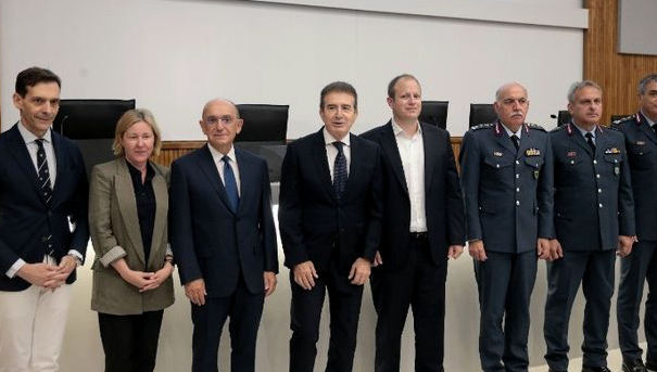 Ηλεκτρονικές κλήσεις τροχαίας εγκαινιάζουν νέα ψηφιακή εποχή ηλεκτρονικές κλήσεις
