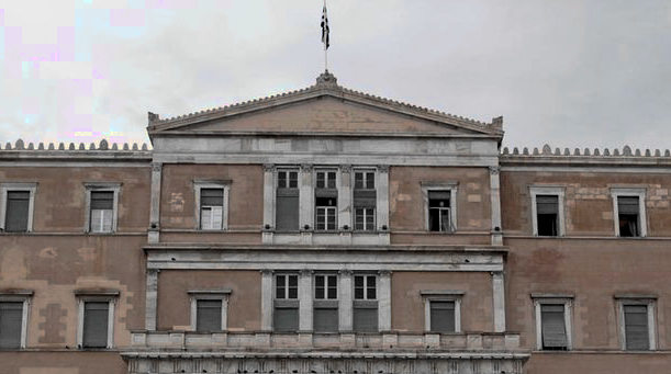 Βουλή απορρίπτει κλήτευση για υποκλοπές και προκαλεί αποχώρηση Επιτροπή Θεσμών