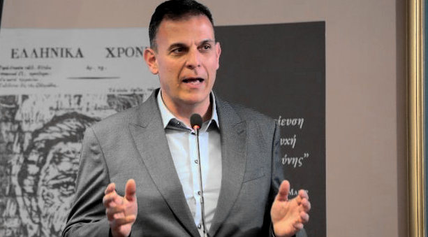 παραίτηση Καραμέρου