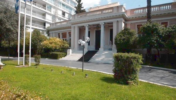 Κυβέρνηση ζητά από ΠΑΣΟΚ πρόταση νόμου για 13η σύνταξη 13η σύνταξη