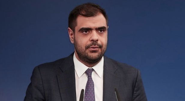 Μαρινάκης καταδικάζει τα απειλητικά συνθήματα ως επίθεση επίθεση κατά της Δημοκρατίας