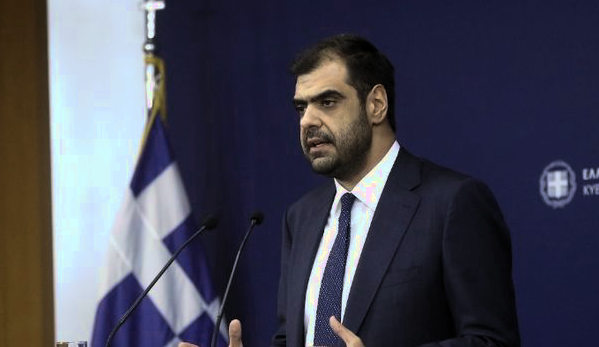 Παύλος Μαρινάκης δηλώνει θεαματική μείωση μεταναστών στη Λέσβο Παύλος Μαρινάκης
