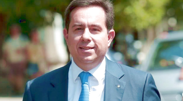 Η κυβέρνηση ανακοινώνει επιστροφή Μηταράκη στη ΝΔ Νότης Μηταράκης