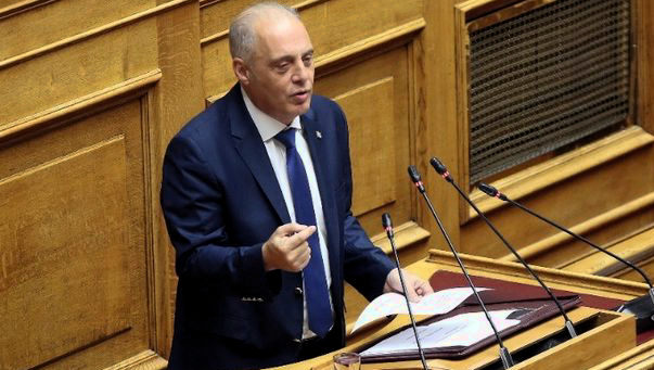 Βελόπουλος καταγγέλλει παραβίαση Συντάγματος και ισονομίας Συνταγματική Αναθεώρηση
