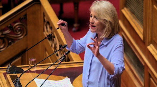 Ρένα Δούρου καταγγέλλει ως αναχρονιστική την κυβερνητική αναθεώρηση Συνταγματική Αναθεώρηση