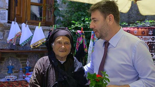 Ανδρουλάκης ζητά πολιτική αλλαγή με έμφαση σε στέγη και εργασία πολιτική αλλαγή