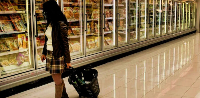 Εθελοντικές μειώσεις τιμών 5% στα βασικά είδη κατανάλωσης μειώσεις τιμών βασικά προϊόντα