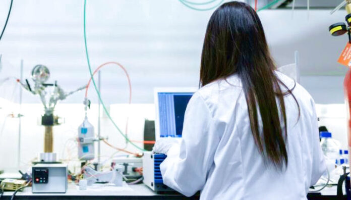 ΗΠΑ: Βουτιά 13% για τη Danaher μετά τη μείωση πρόβλεψης εσόδων μετοχή Danaher