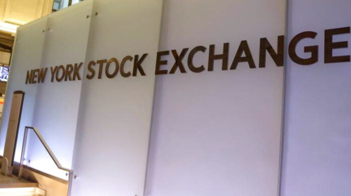 μικτά πρόσημα στη Wall Street