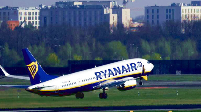 Ryanair: Πτώση 6% μετά τα ασθενή έσοδα και προειδοποίηση Ryanair μετοχή