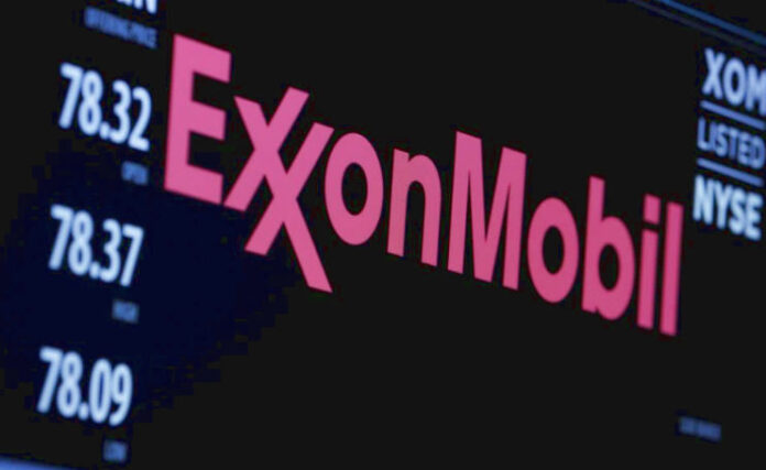 Exxon Mobil σχεδόν τριπλασιάζει κέρδη με άνοδο πετρελαίου τιμές πετρελαίου