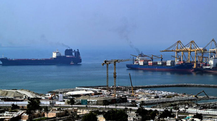 ΗΠΑ: Κλιμάκωση με Ιράν στα Στενά του Ορμούζ απειλεί την ενέργεια Στενά του Ορμούζ